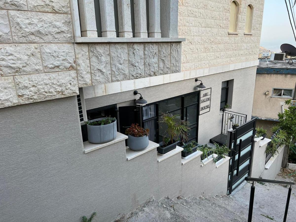 Abu Salem House Guest House Nazareth Esterno foto