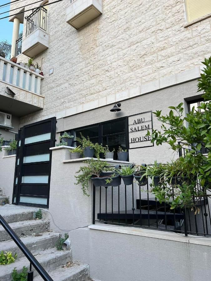 Abu Salem House Guest House Nazareth Esterno foto